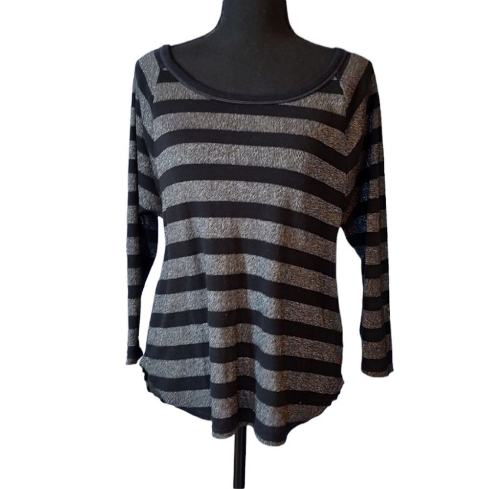 American Eagle Black and Silver Metallic Stripe 3/4 Sleeve Top Large